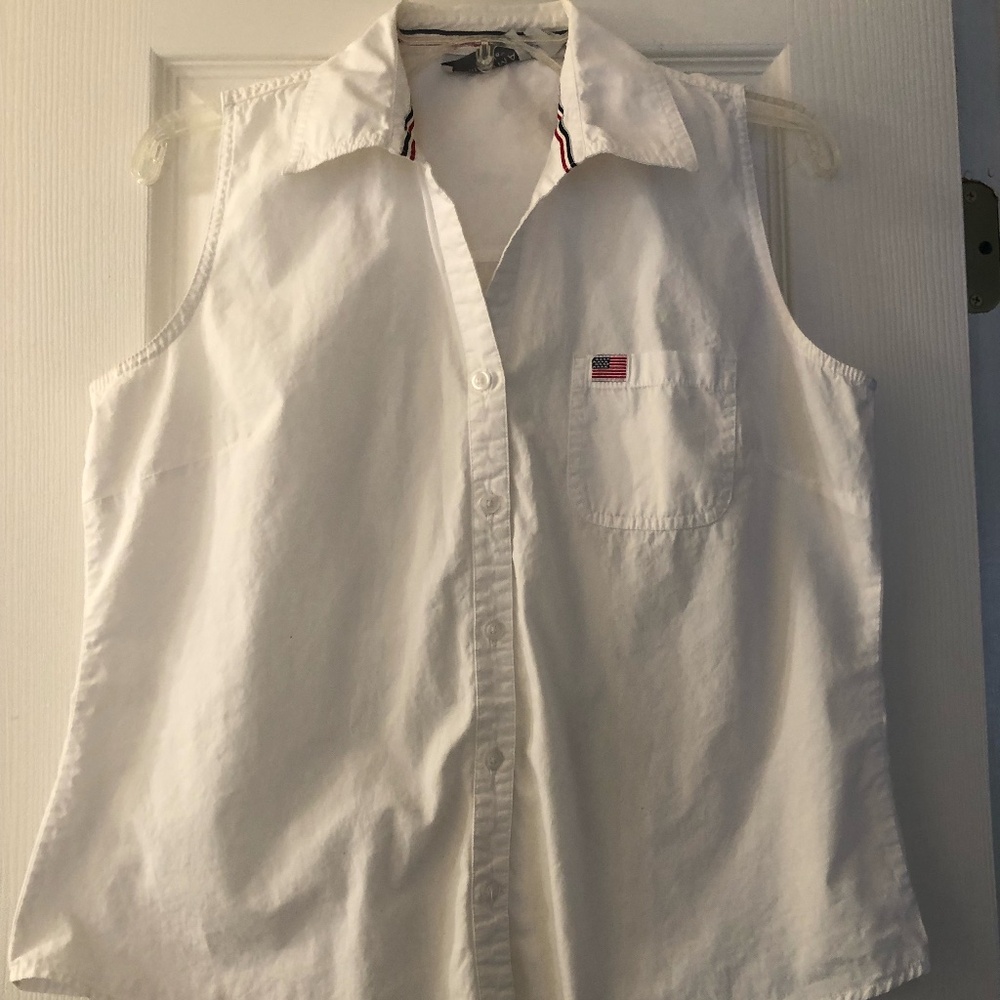 Sleeveless button-down with American flag accent